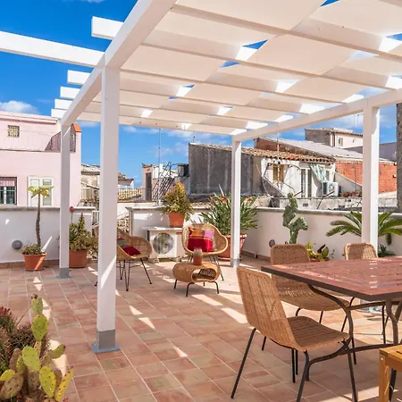 Apartment Dione Terrace By Dimore In Sicily Syracuse
