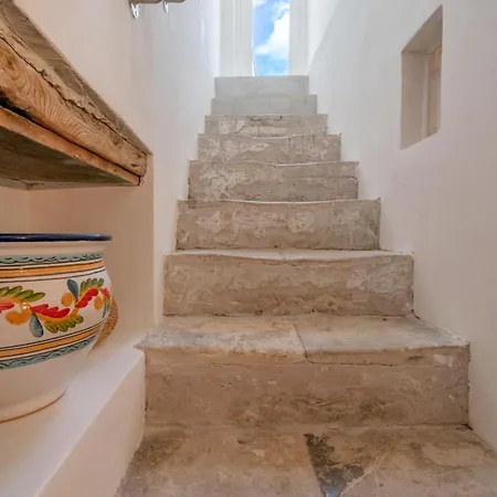 Apartment Dione Terrace By Dimore In Sicily