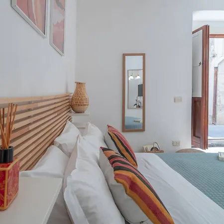 Apartment Dione Terrace By Dimore In Sicily