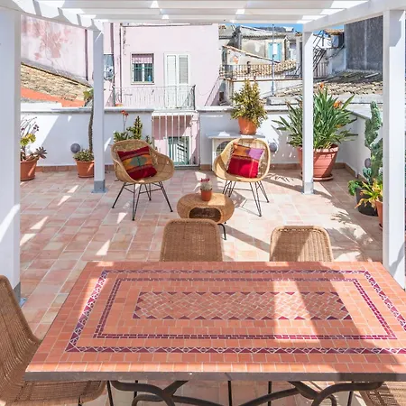 Dione Terrace By Dimore In Sicily